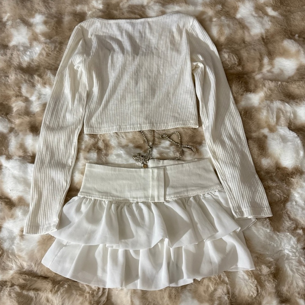 White Ribbed Top - Picture 3 of 3